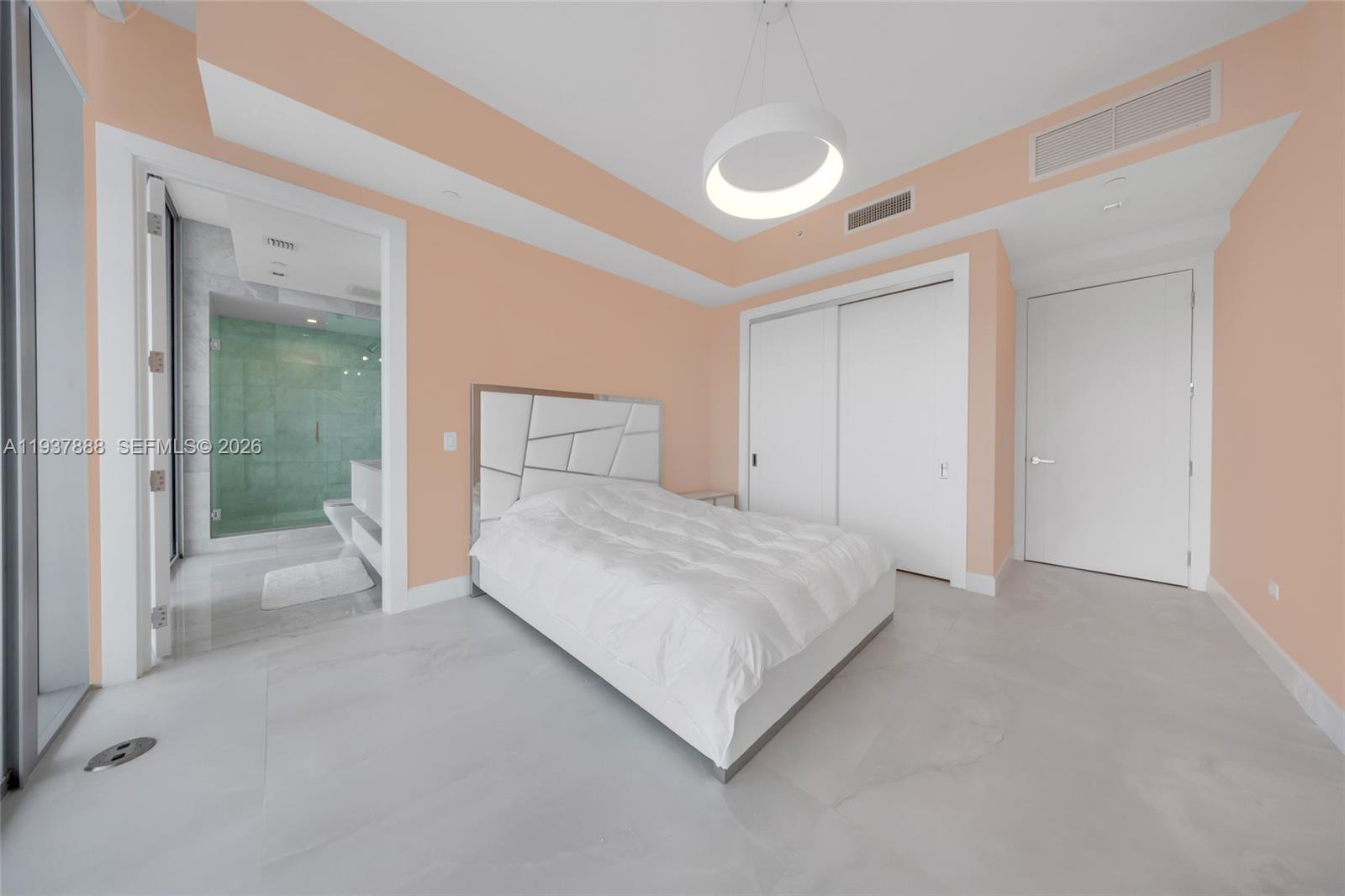 Turnberry Ocean Club - Residential
