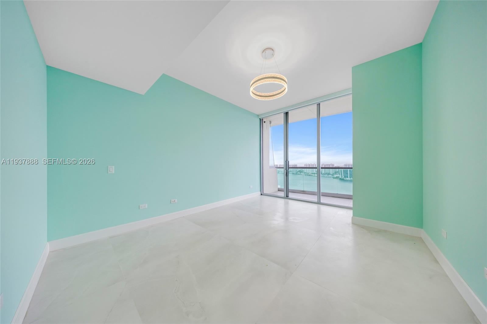 Turnberry Ocean Club - Residential