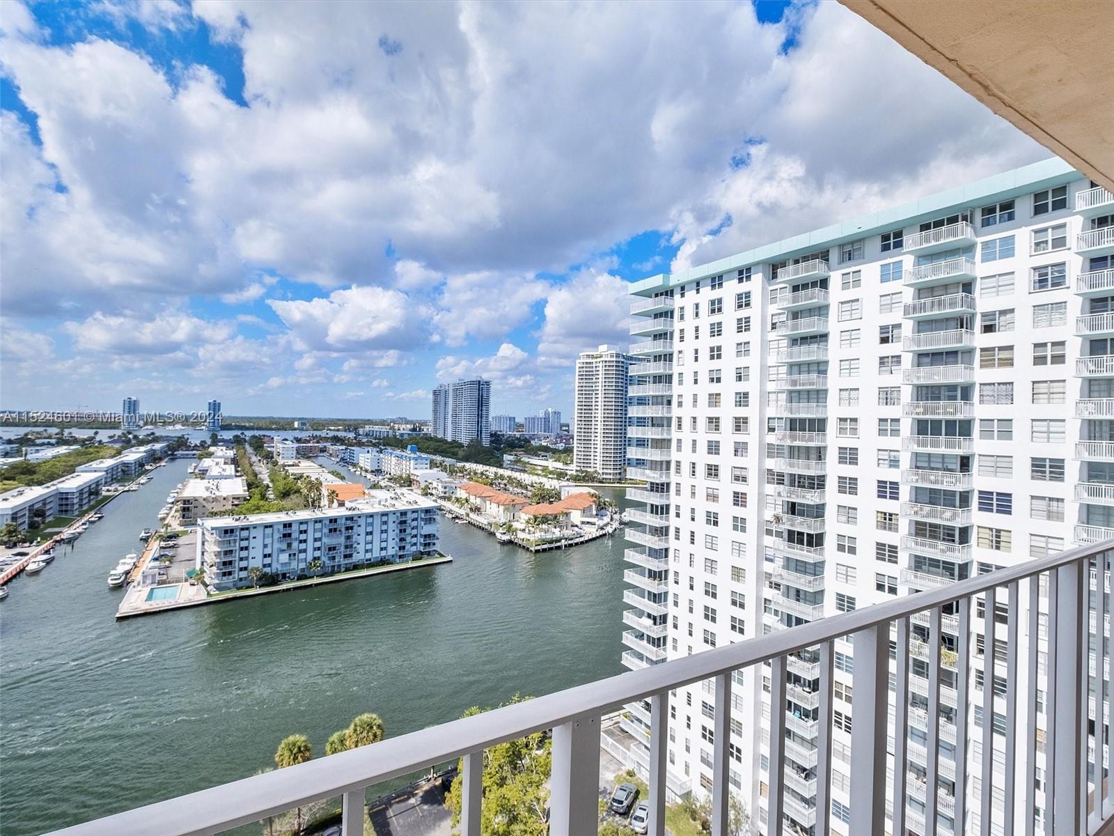 WINSTON TOWERS 700 CONDO - Residential