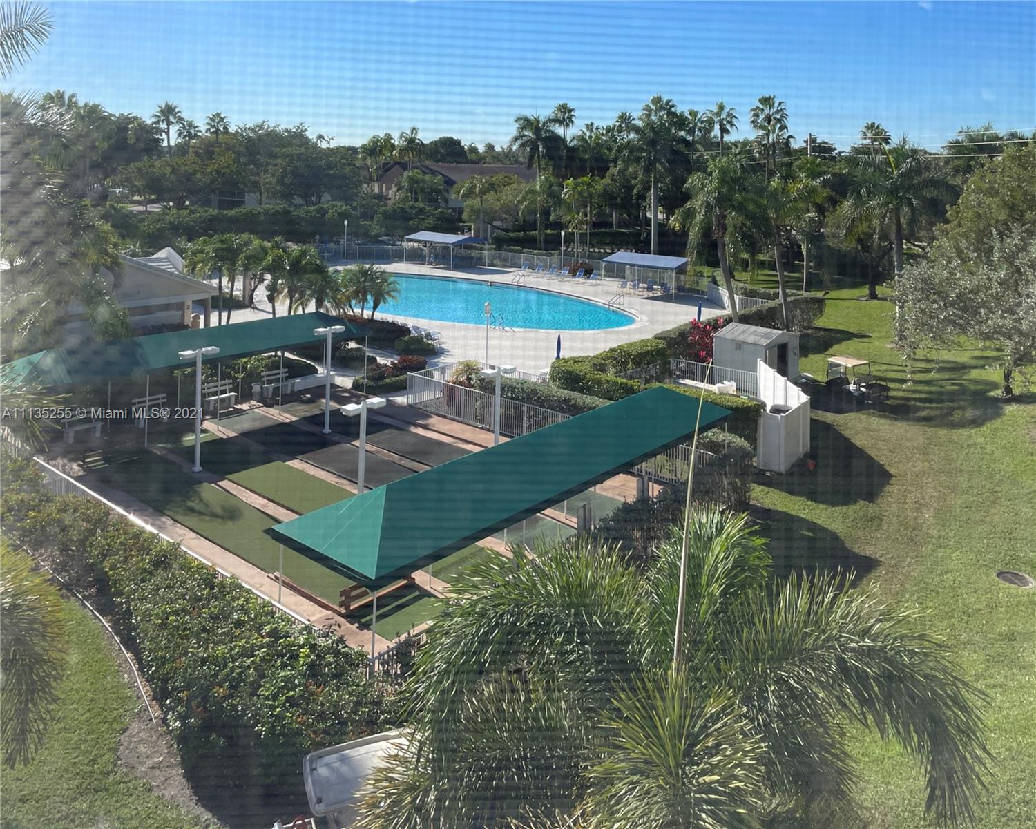 TRENT F CONDO - Residential Lease
