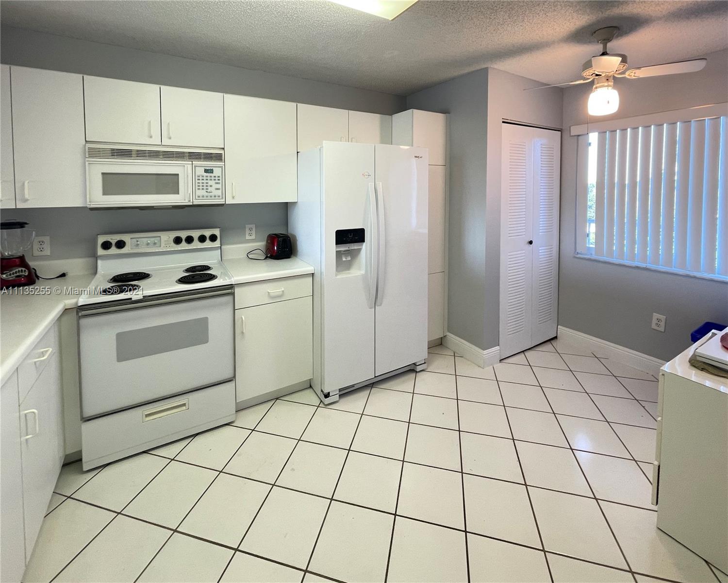 TRENT F CONDO - Residential Lease