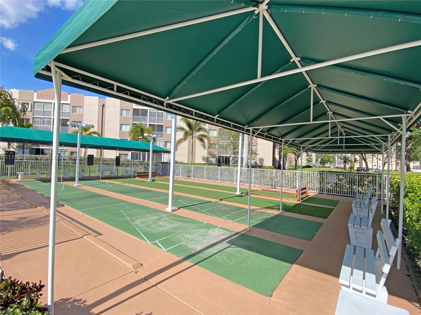 TRENT F CONDO - Residential Lease