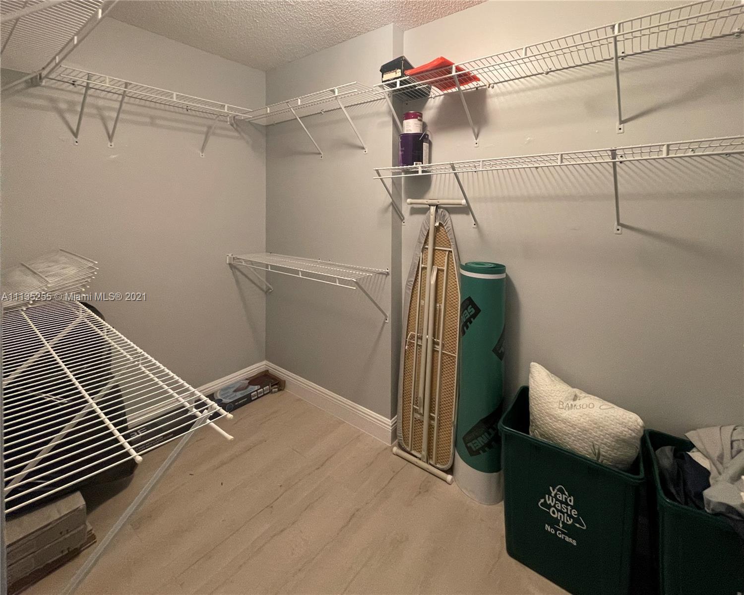 TRENT F CONDO - Residential Lease