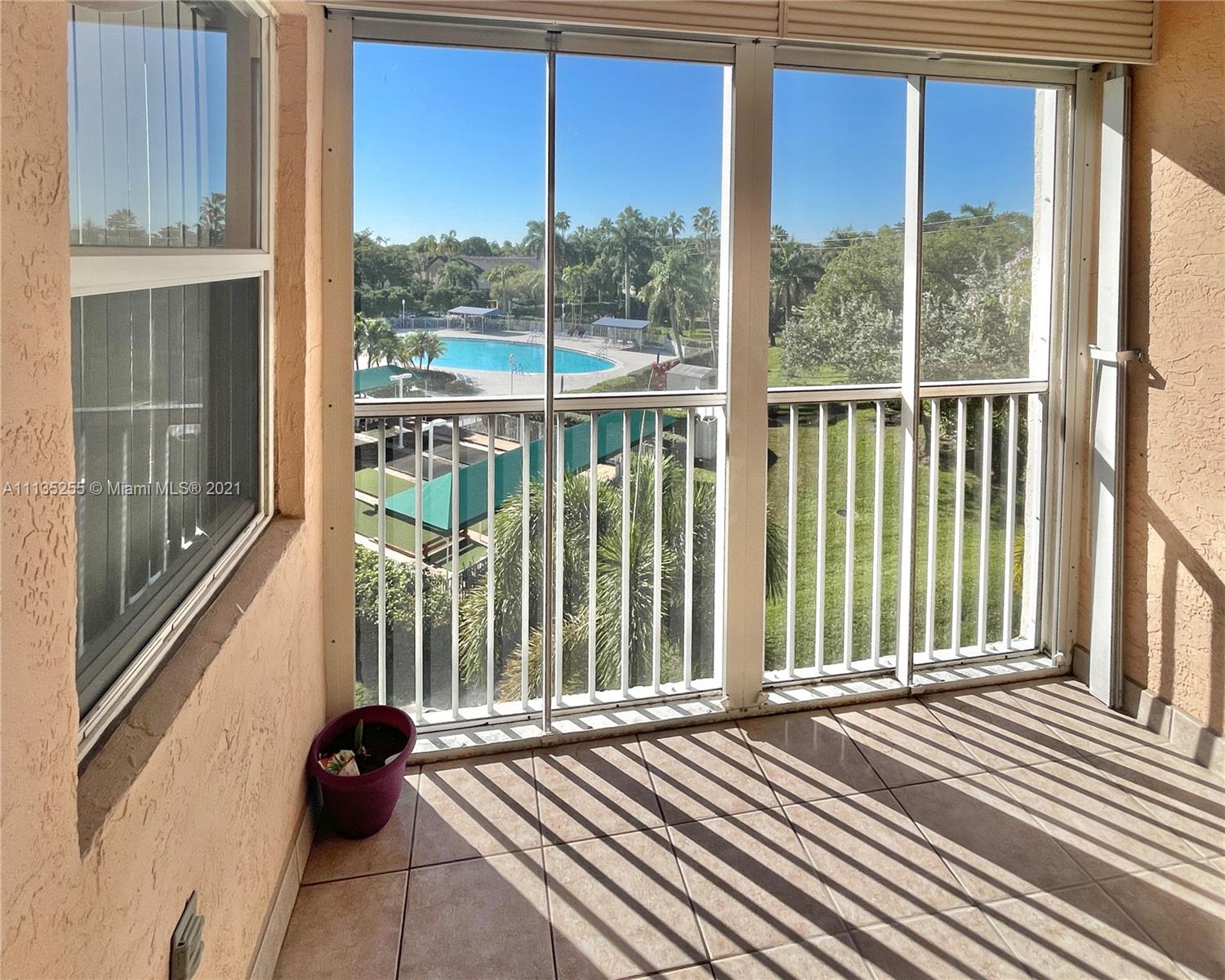 TRENT F CONDO - Residential Lease
