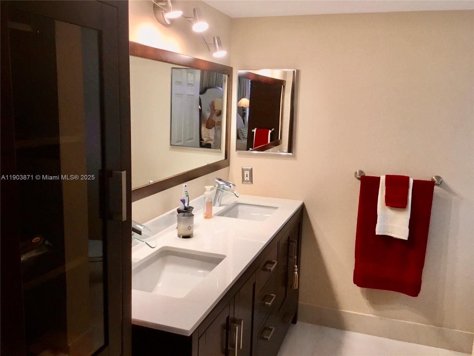 CYPRESS BEND CONDOMINIUM - Residential