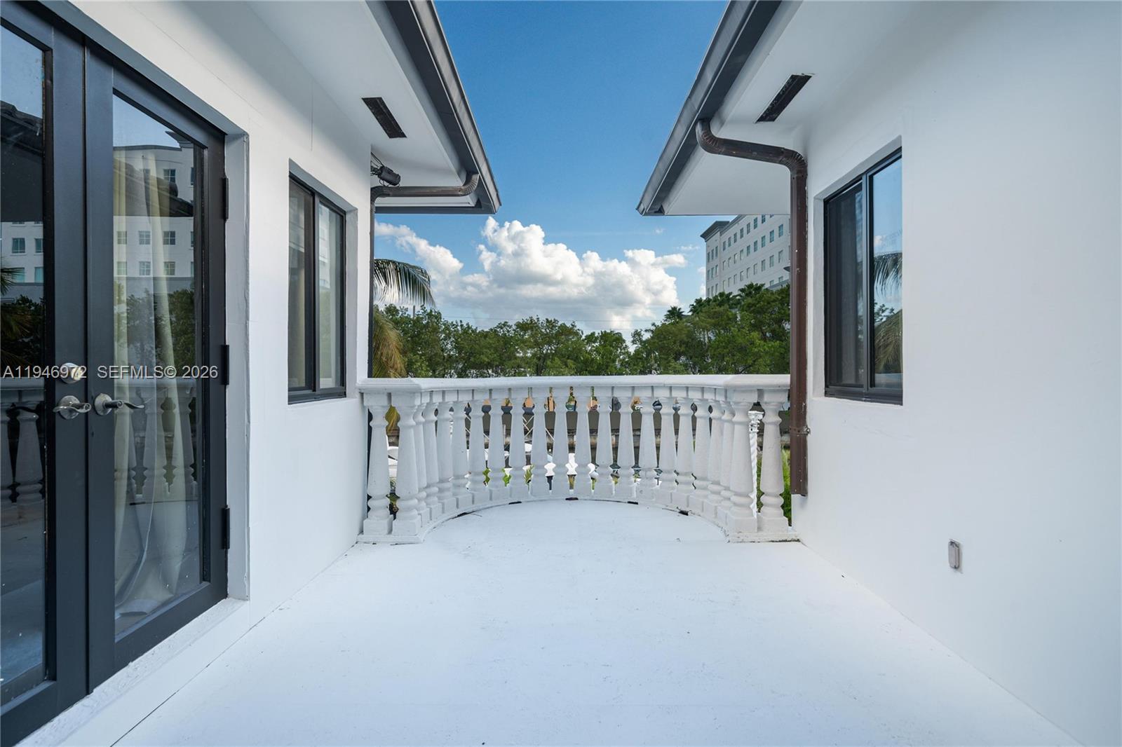 EASTERN SHORES - Residential