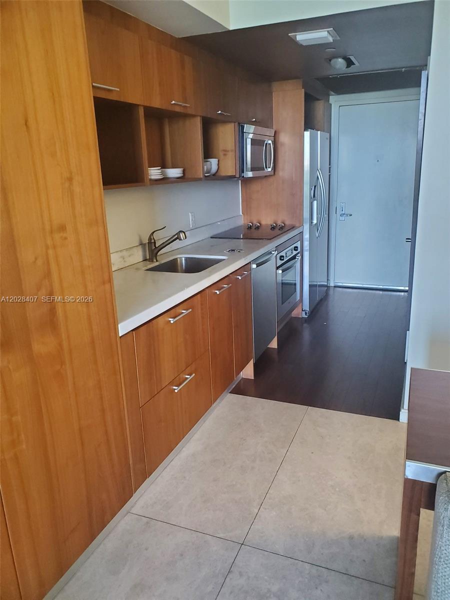 50 BISCAYNE CONDO - Residential Lease