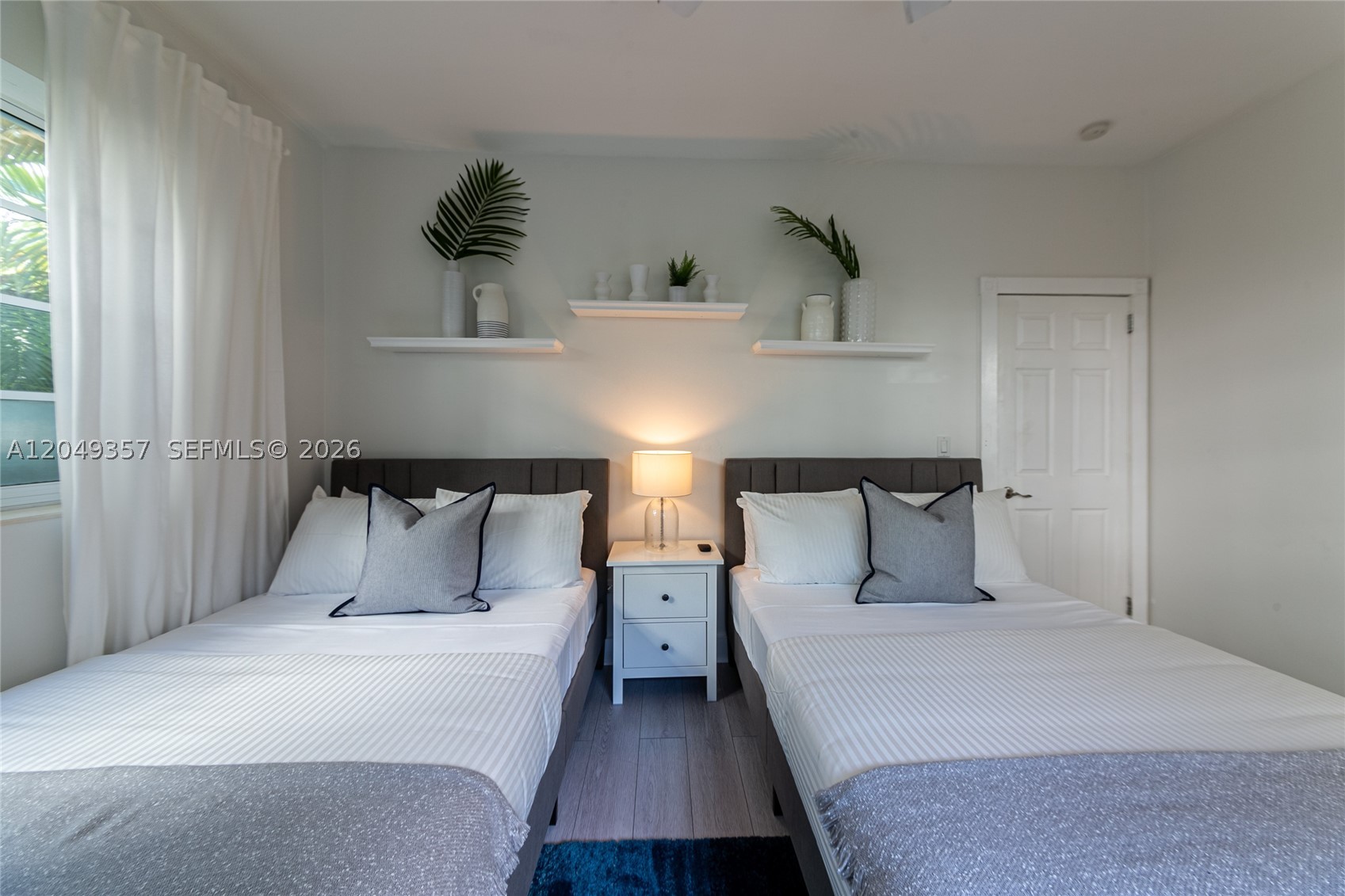 LINCOLN TERRACE SUB - Residential Lease
