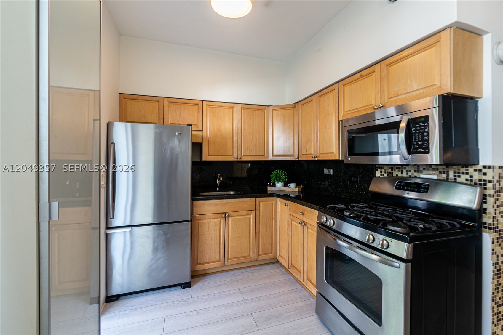 LINCOLN TERRACE SUB - Residential Lease