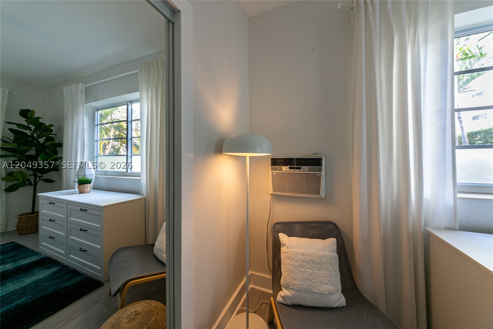 LINCOLN TERRACE SUB - Residential Lease