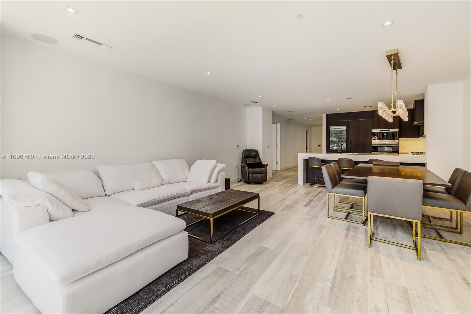 Auberge Beach - Residential