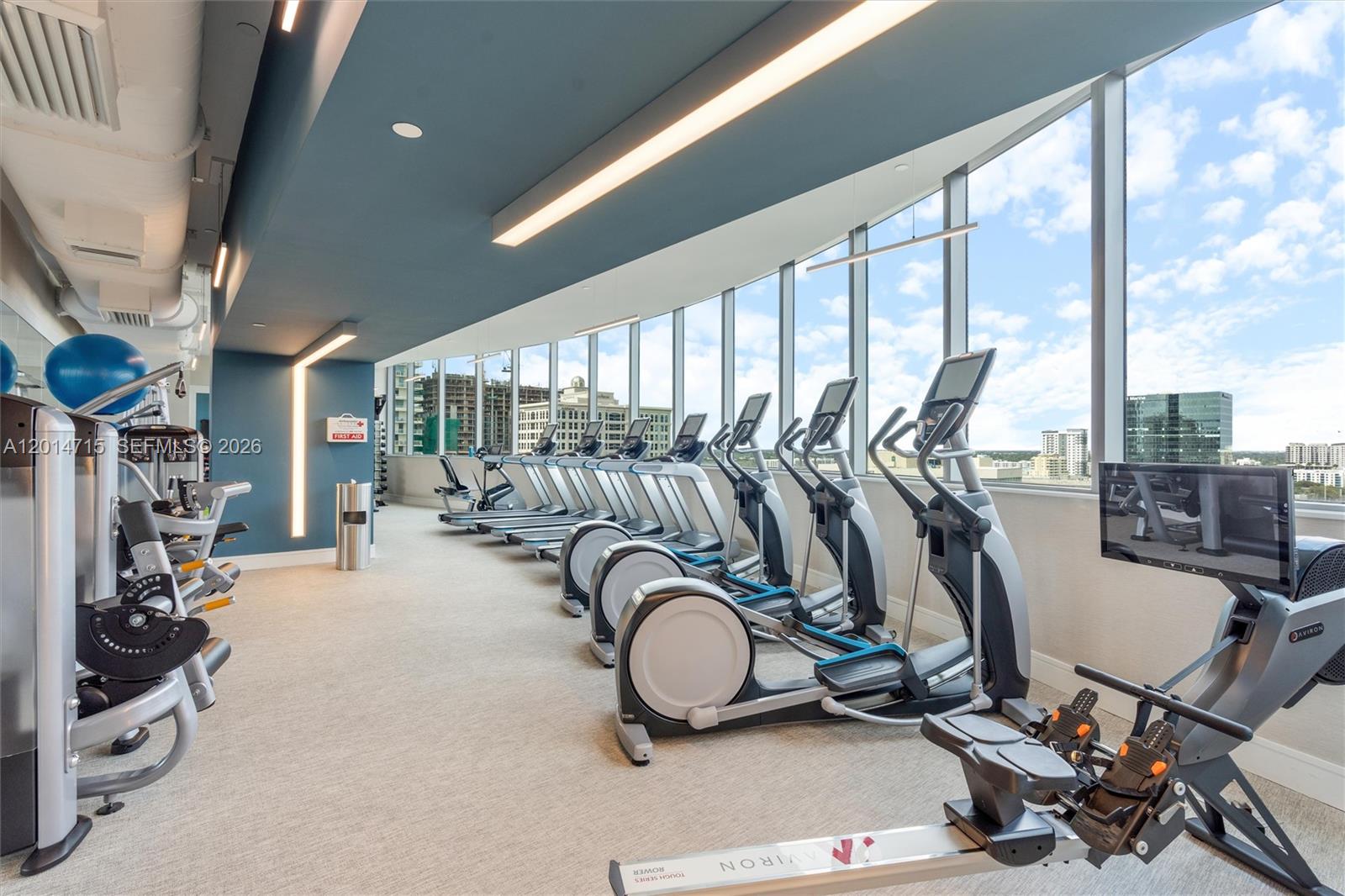 100 LAS OLAS CONDO - Residential