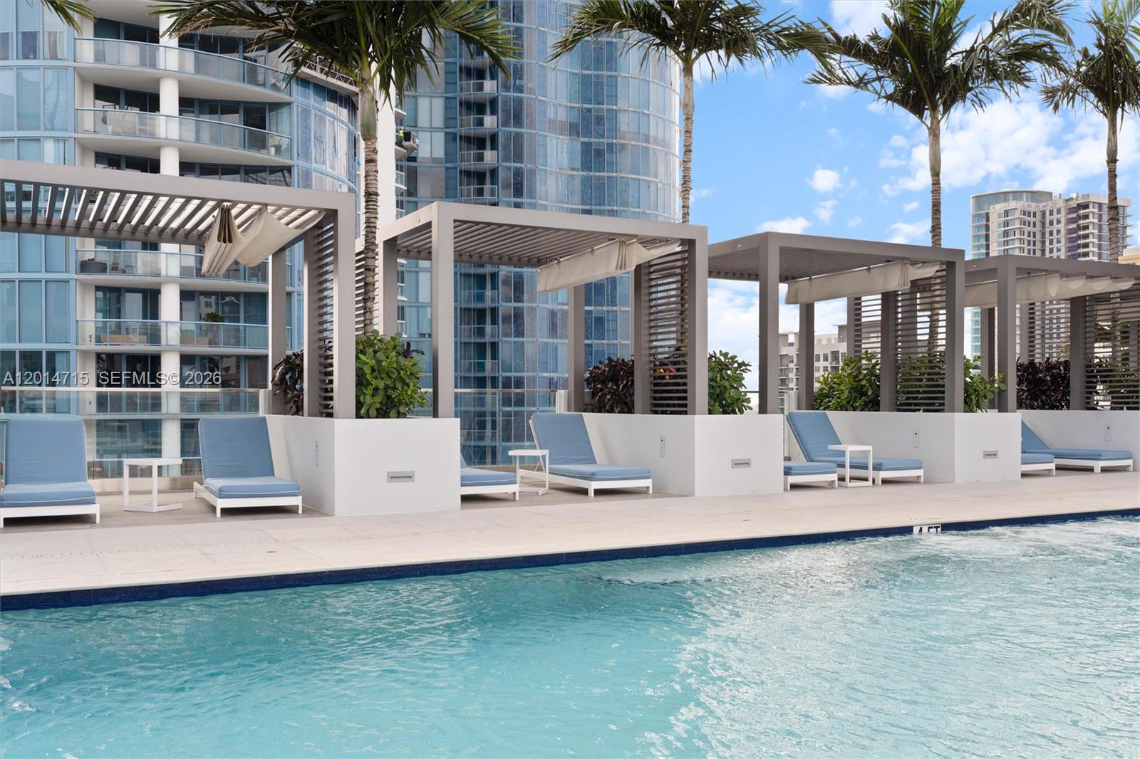 100 LAS OLAS CONDO - Residential