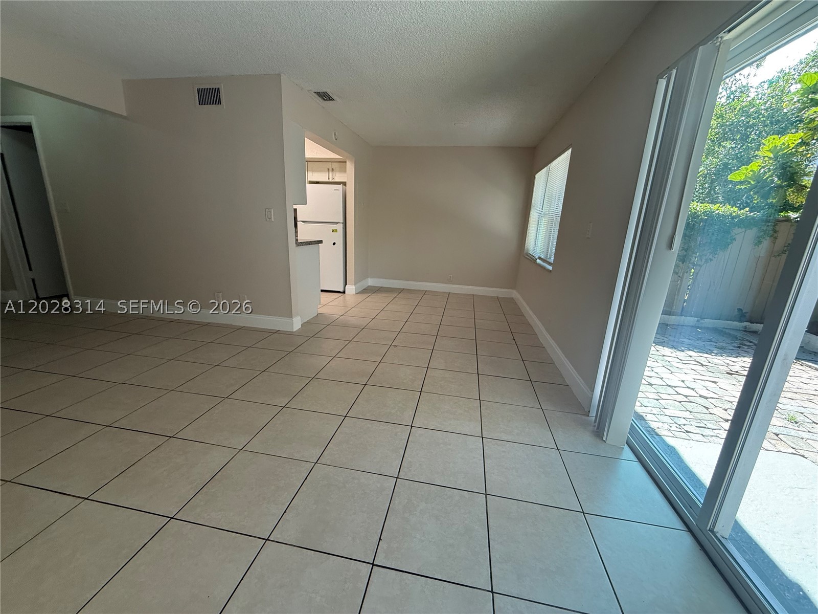 HABITAT II PHASE IV CONDO - Residential Lease