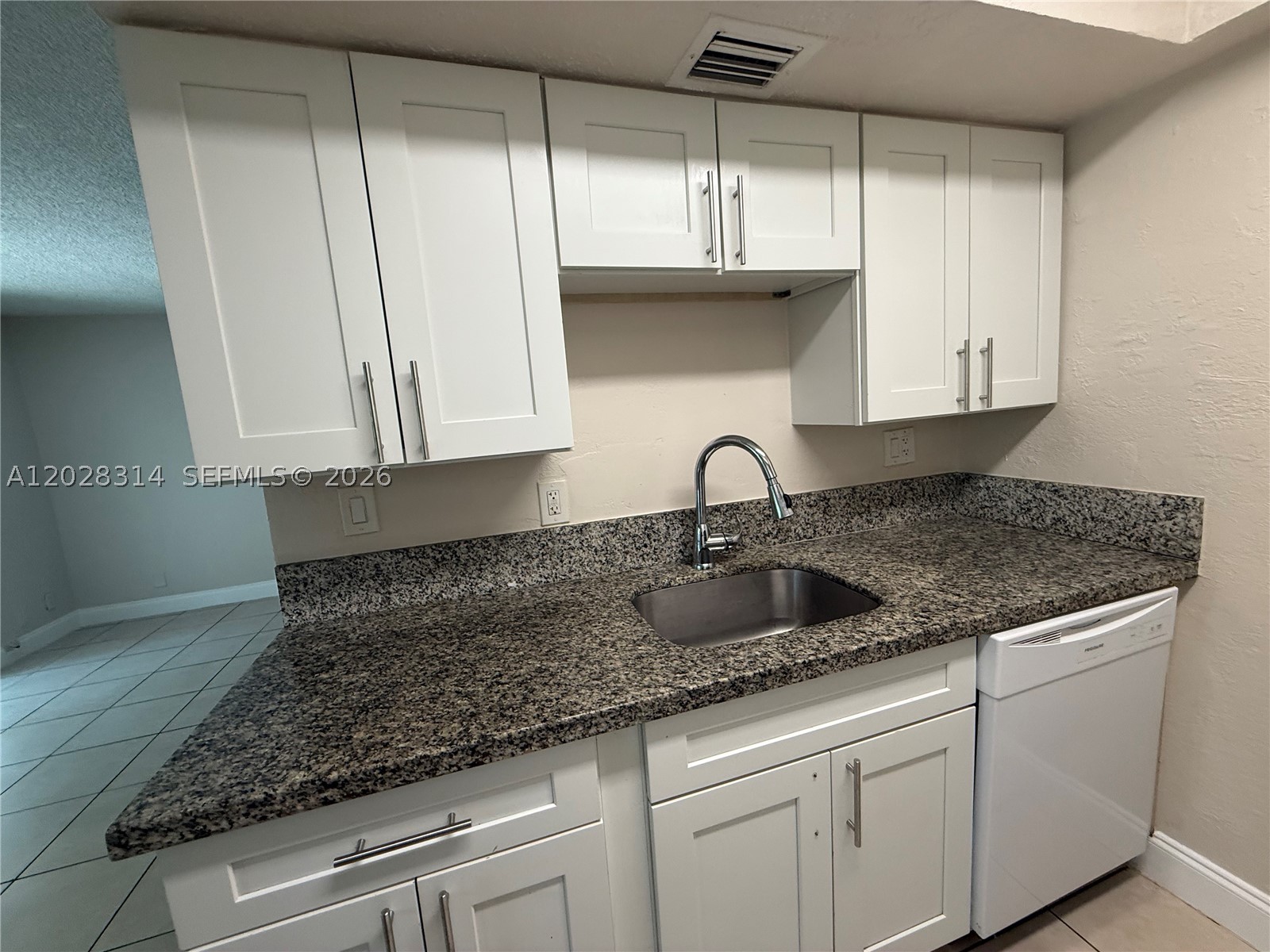 HABITAT II PHASE IV CONDO - Residential Lease