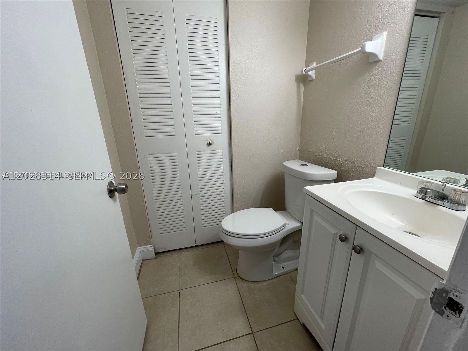 HABITAT II PHASE IV CONDO - Residential Lease