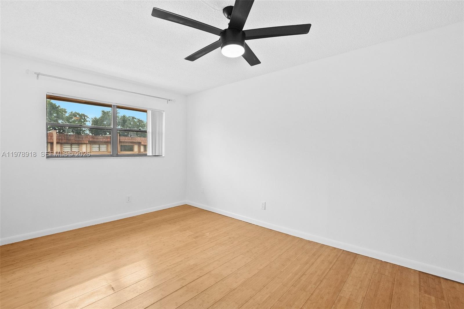 VALENCIA VILLAGE CONDO PH - Residential
