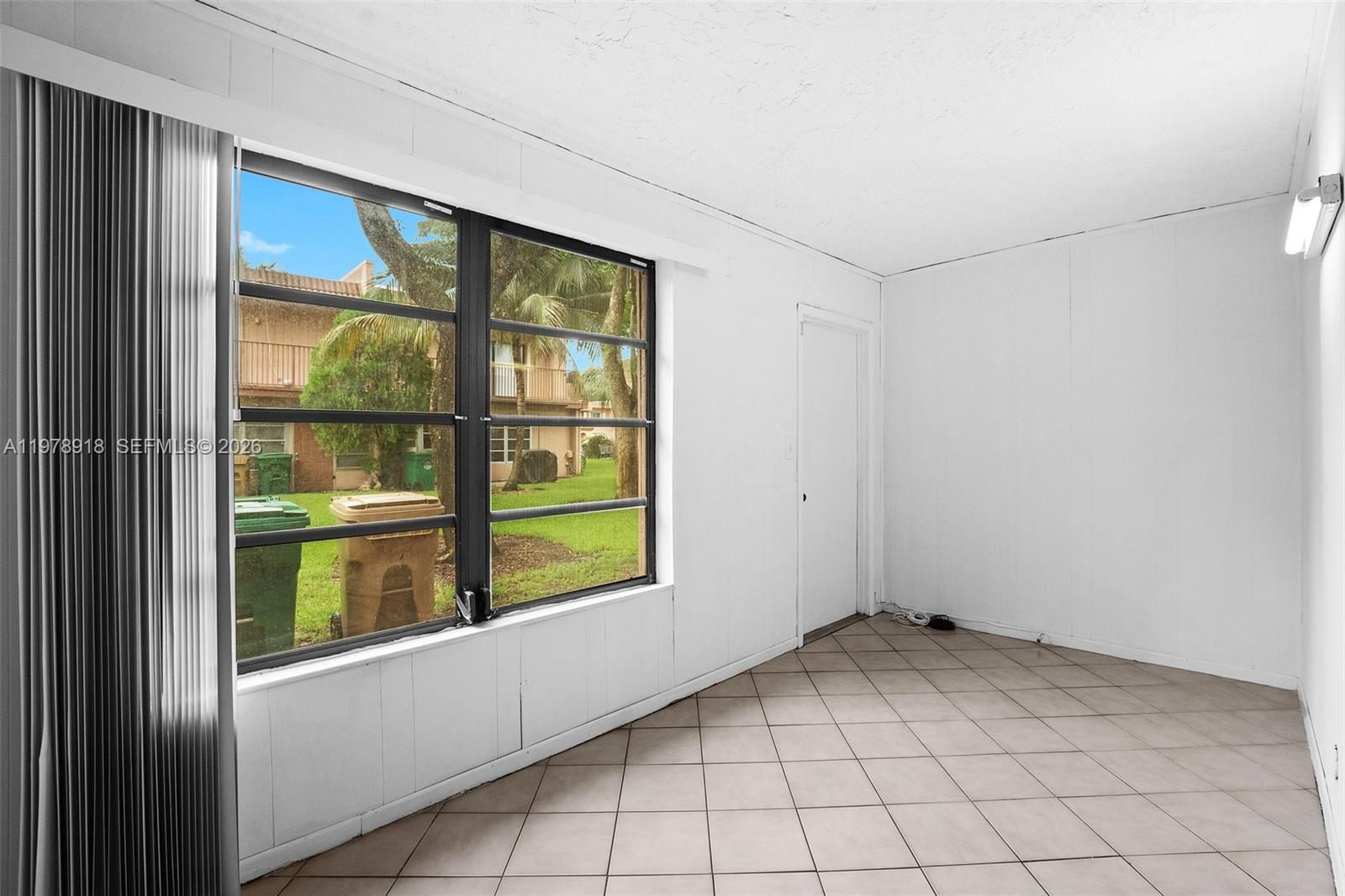 VALENCIA VILLAGE CONDO PH - Residential