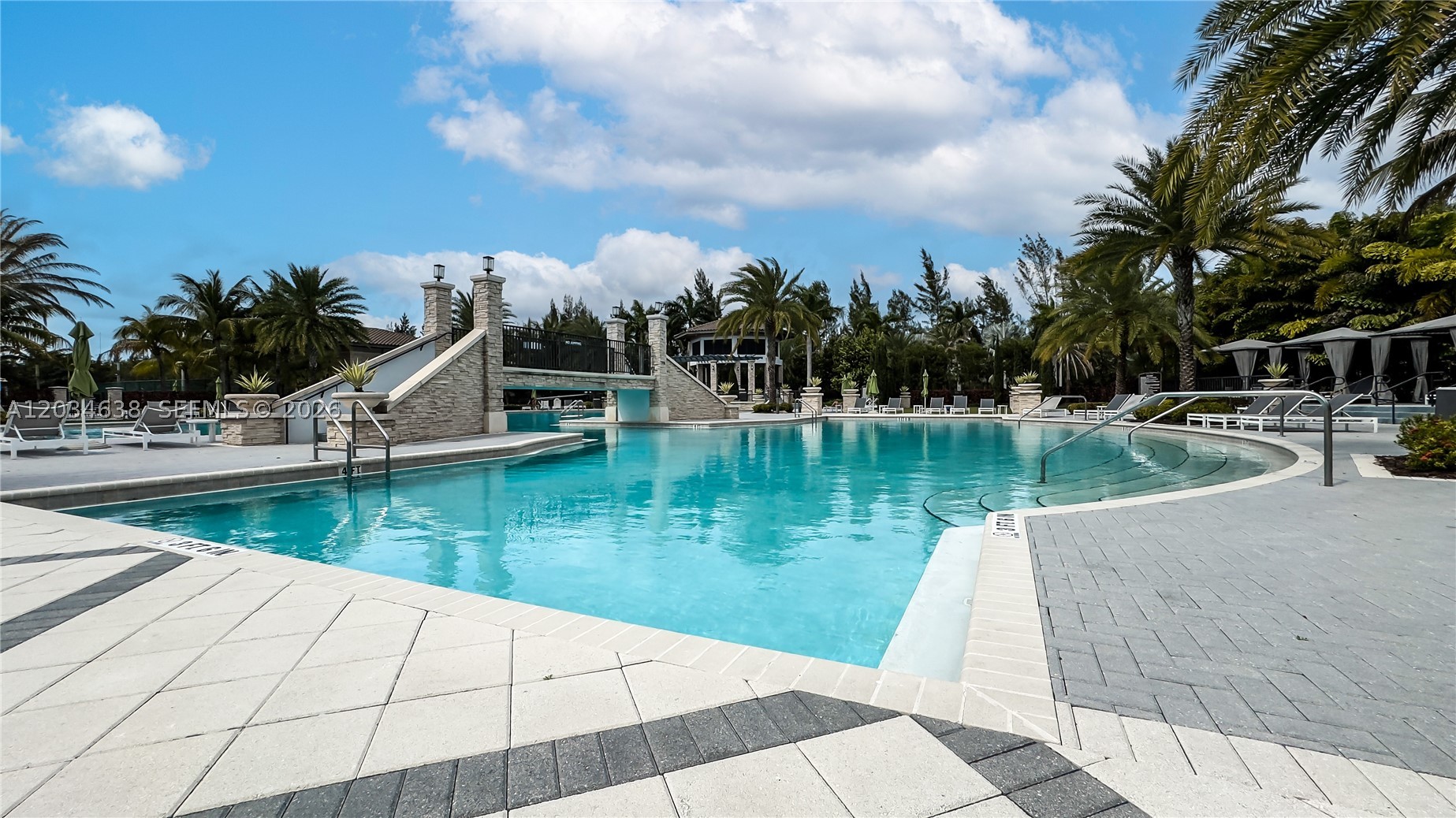 ST MAARTEN AT GRAND BAY C - Residential