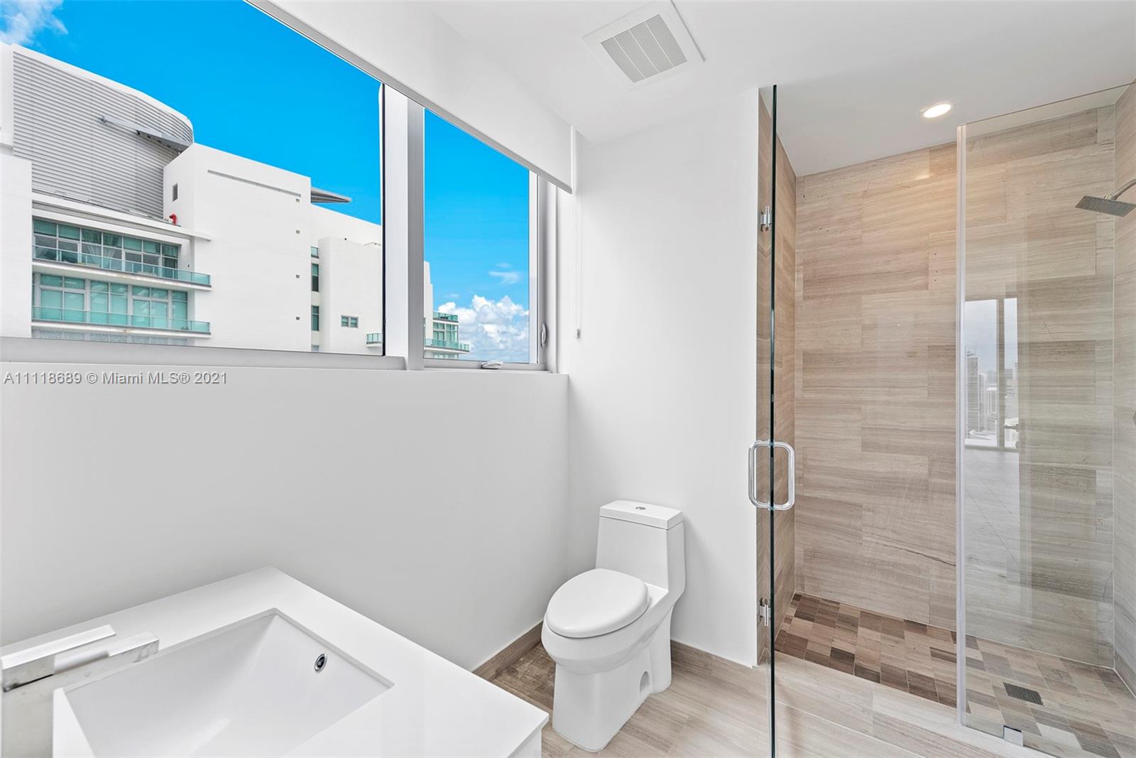 BRICKELLHOUSE CONDO - Residential