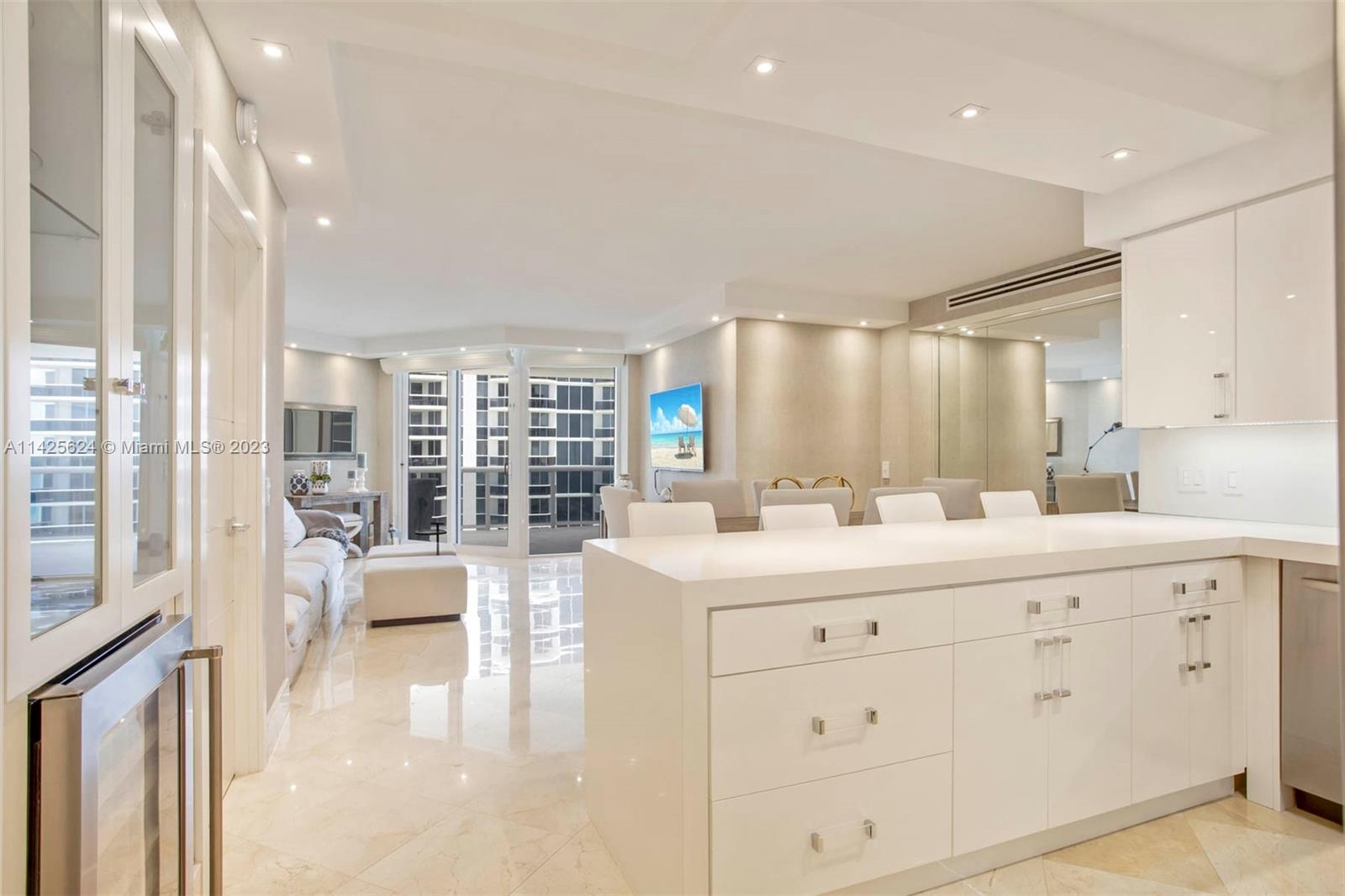 GREEN DIAMOND CONDO - Residential Lease