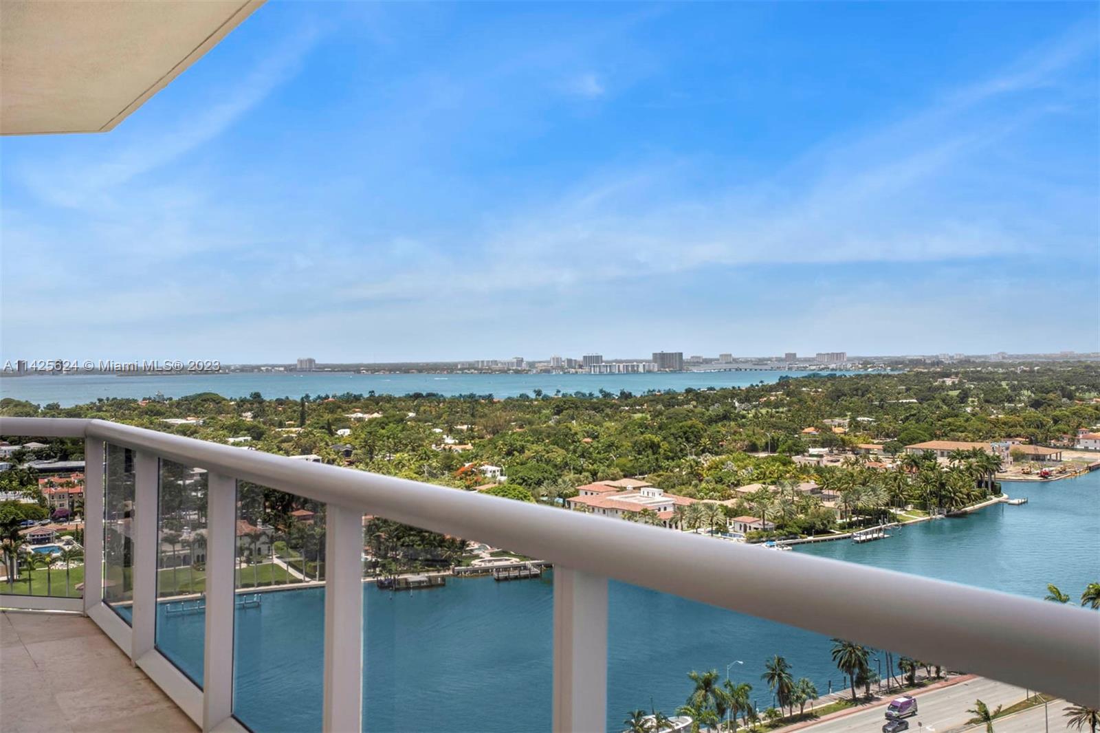 GREEN DIAMOND CONDO - Residential Lease