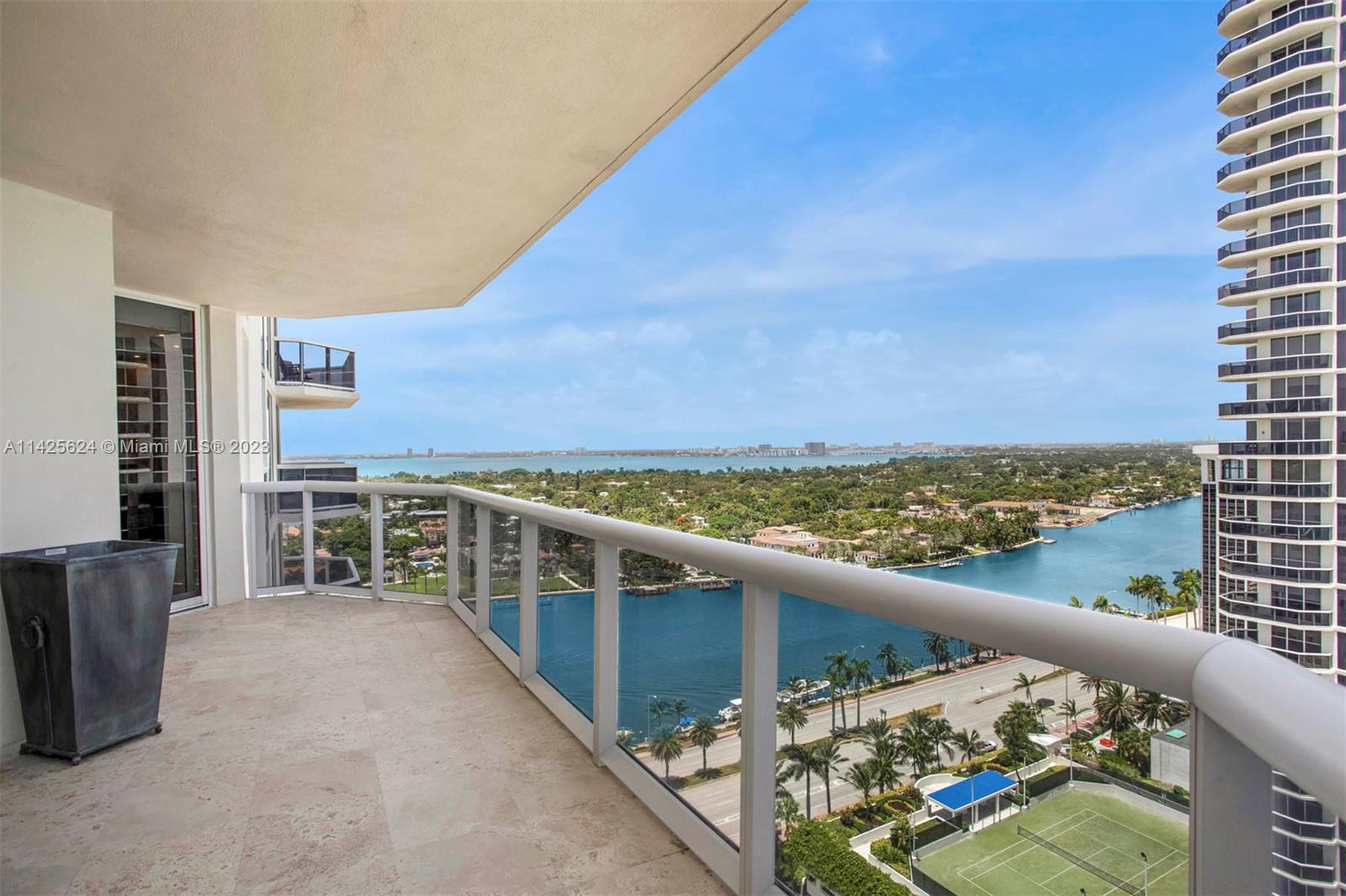 GREEN DIAMOND CONDO - Residential Lease