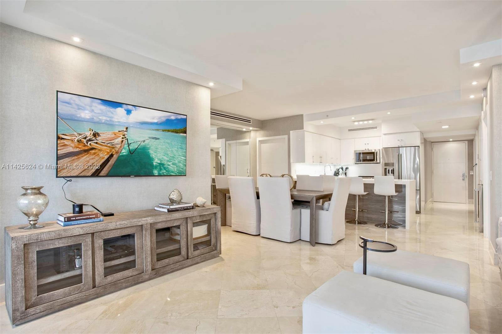 GREEN DIAMOND CONDO - Residential Lease