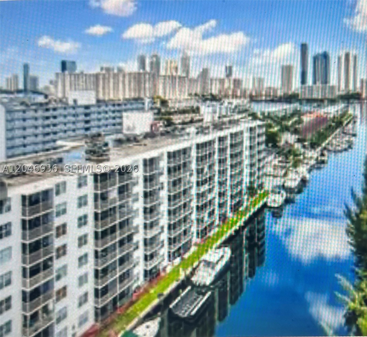 EASTERN SHORES WHITE HOUS - Residential