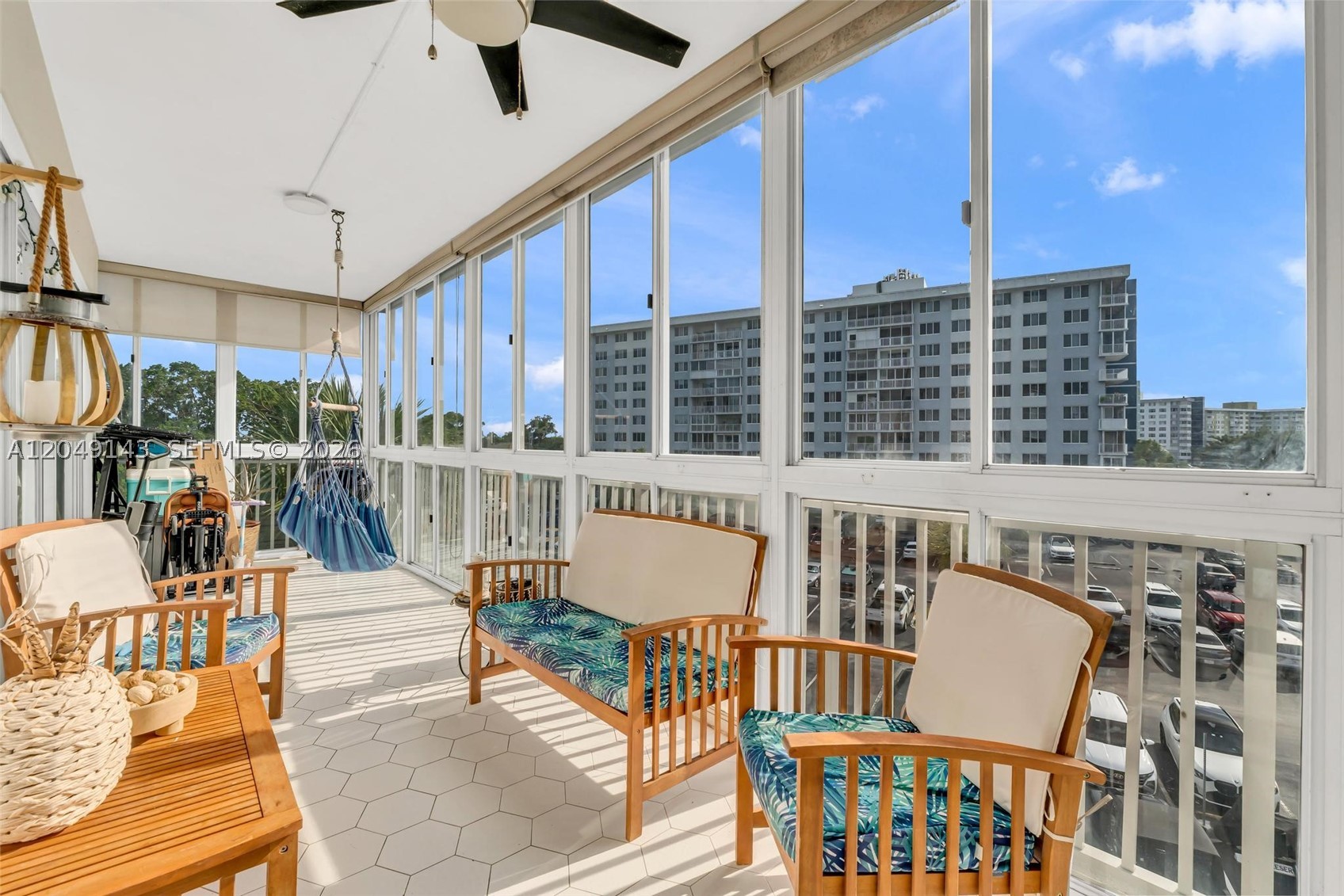 HILLCREST EAST NO 25 COND - Residential