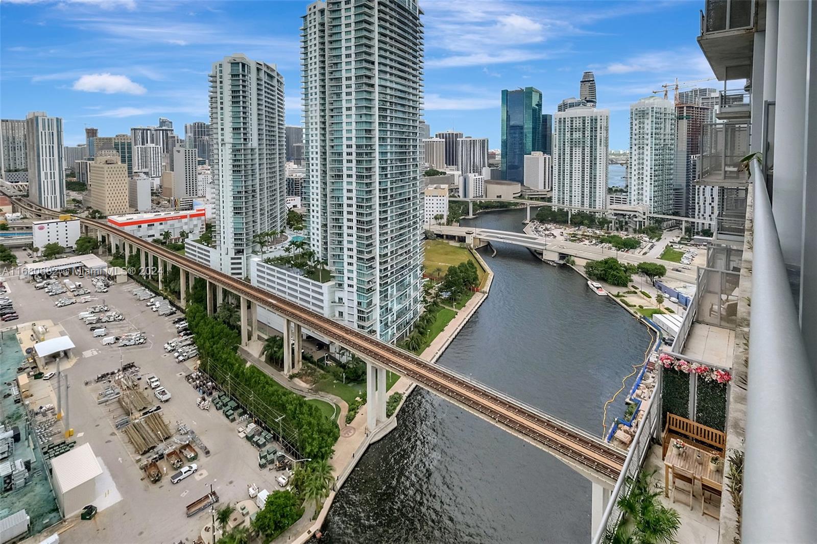 NEO VERTIKA CONDO - Residential