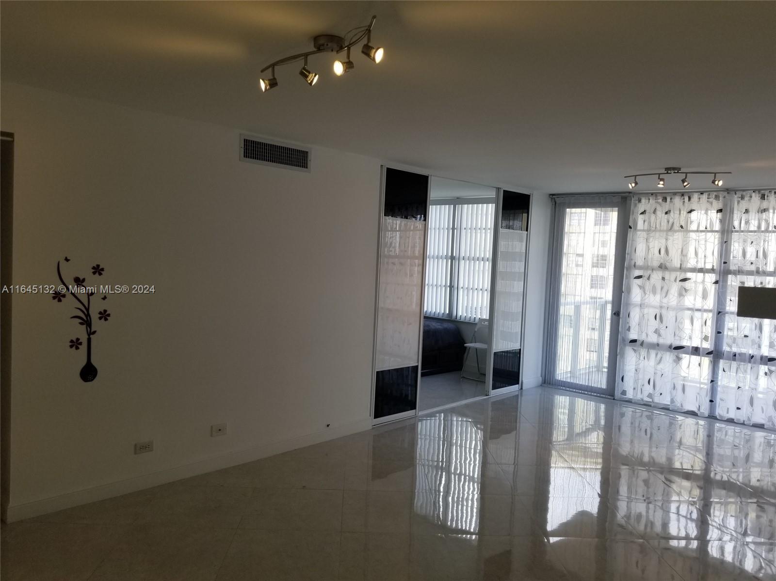 WINSTON TOWER 300 CONDO - Residential Lease
