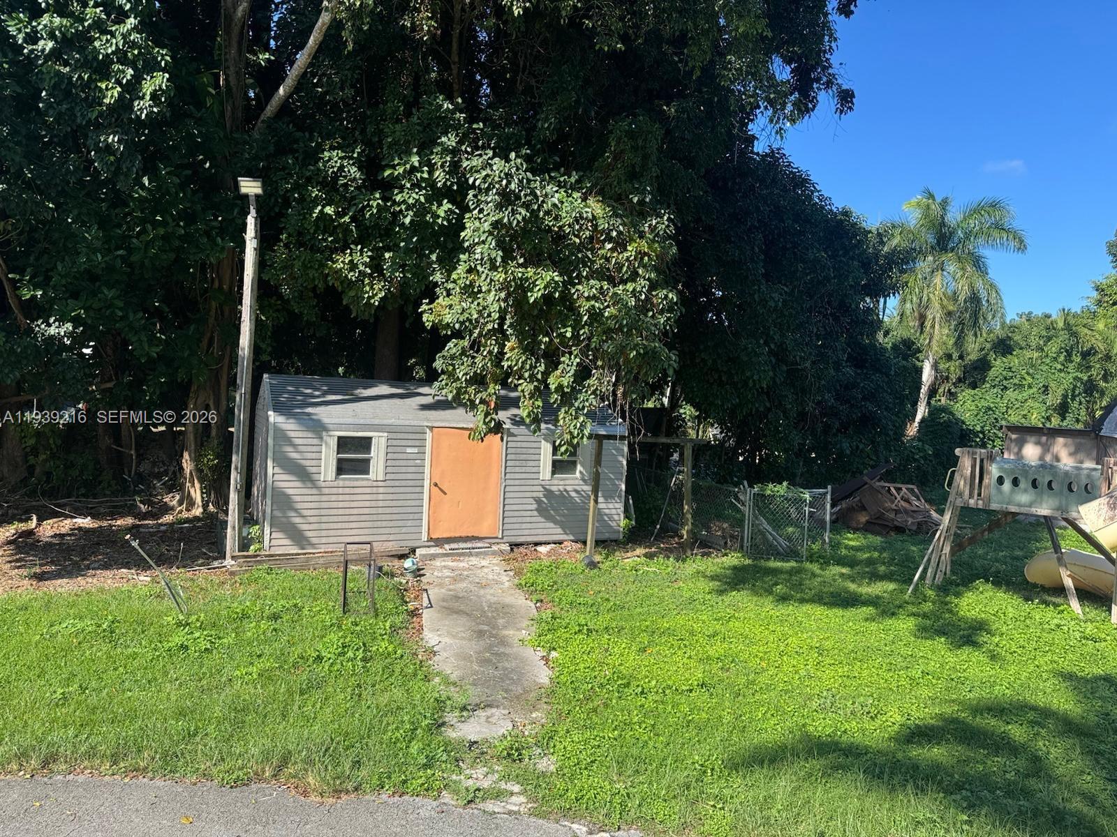 REDLAND - Residential