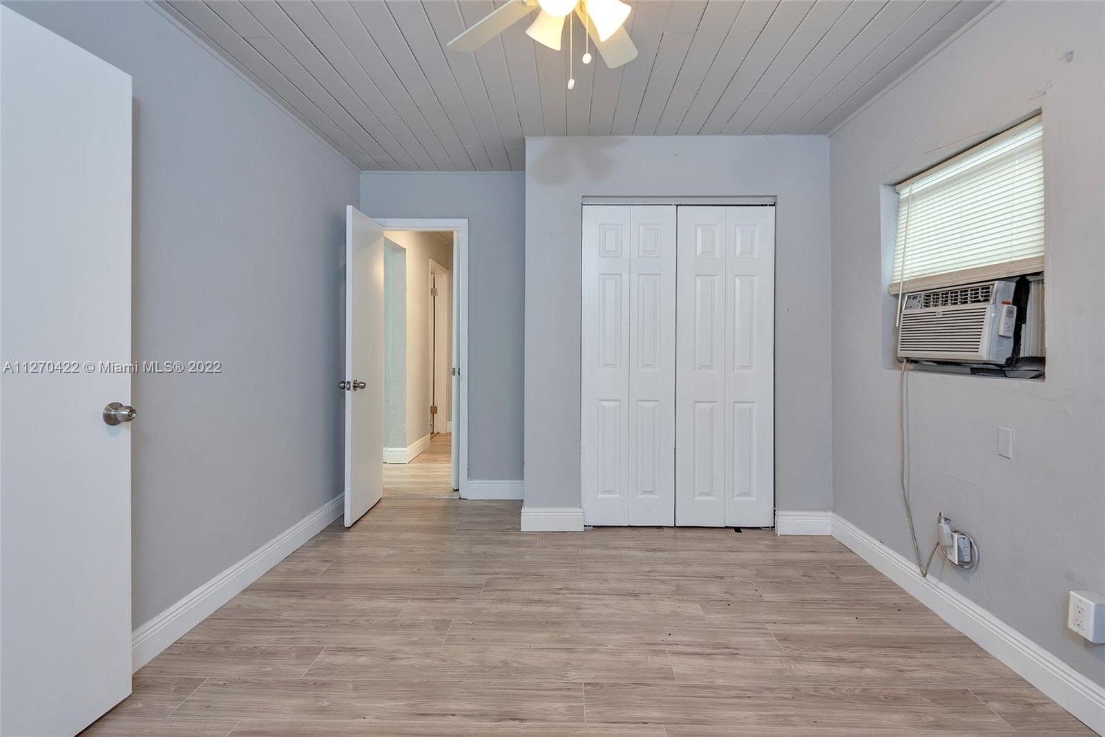 CLOWS - Residential Lease