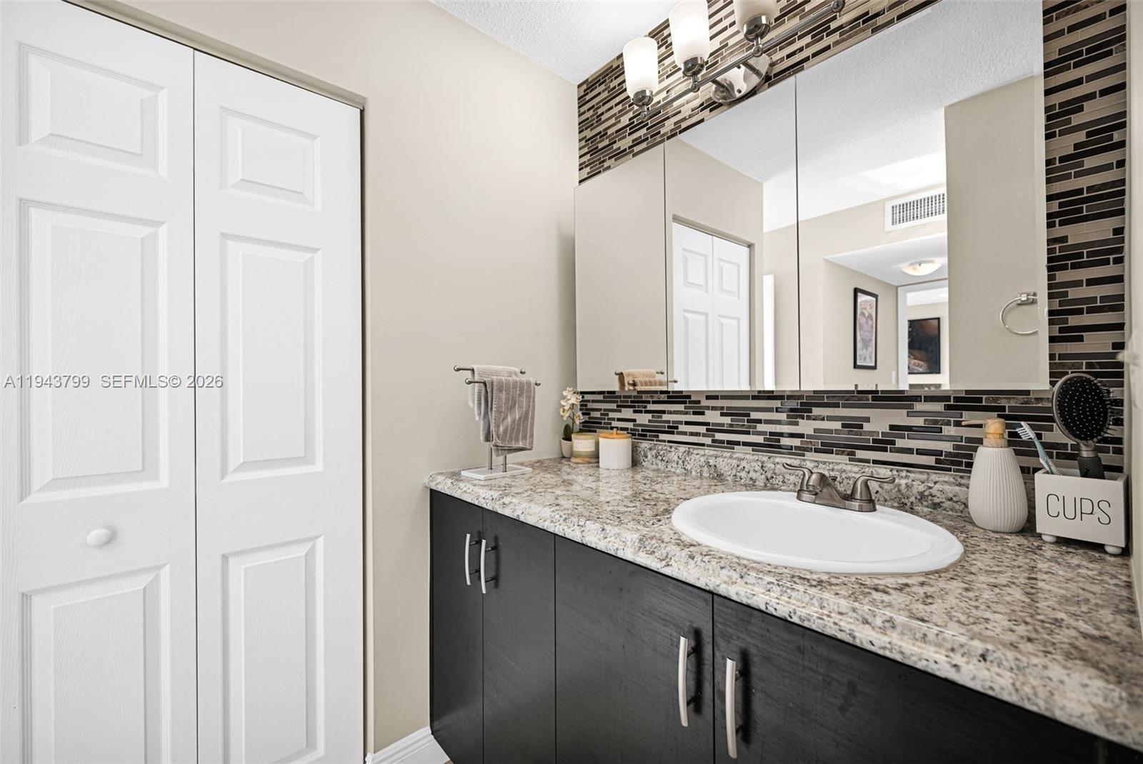 BURLEIGH HOUSE CONDO - Residential Lease