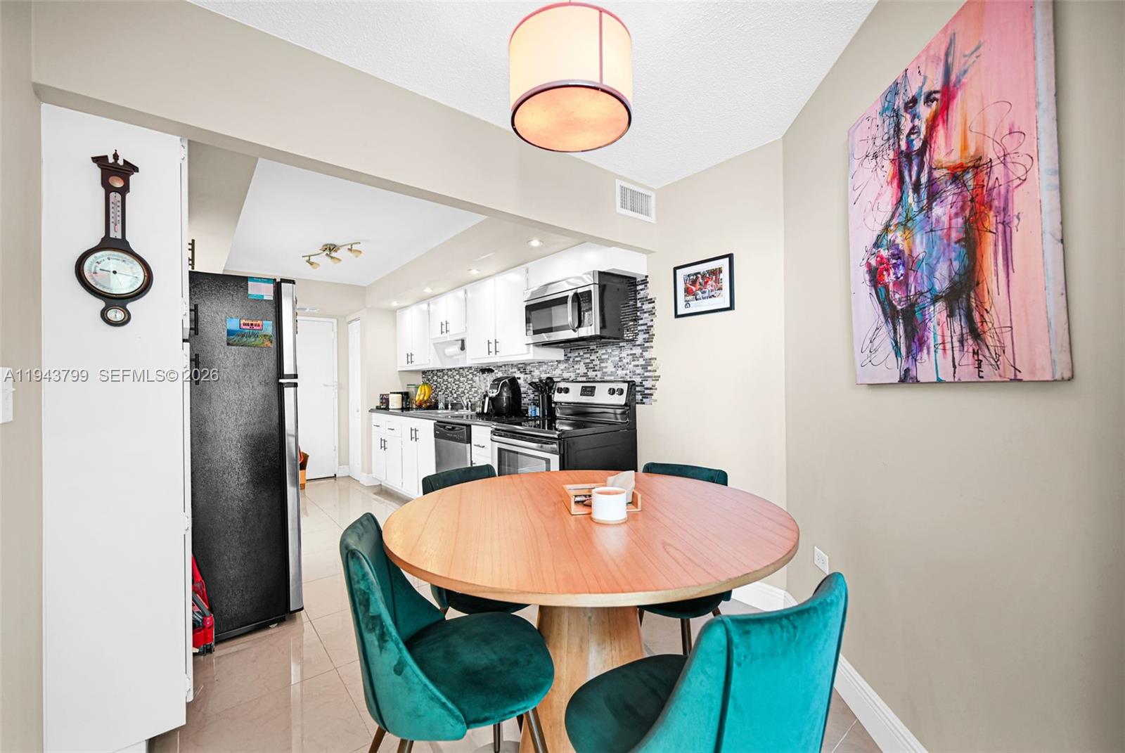 BURLEIGH HOUSE CONDO - Residential Lease