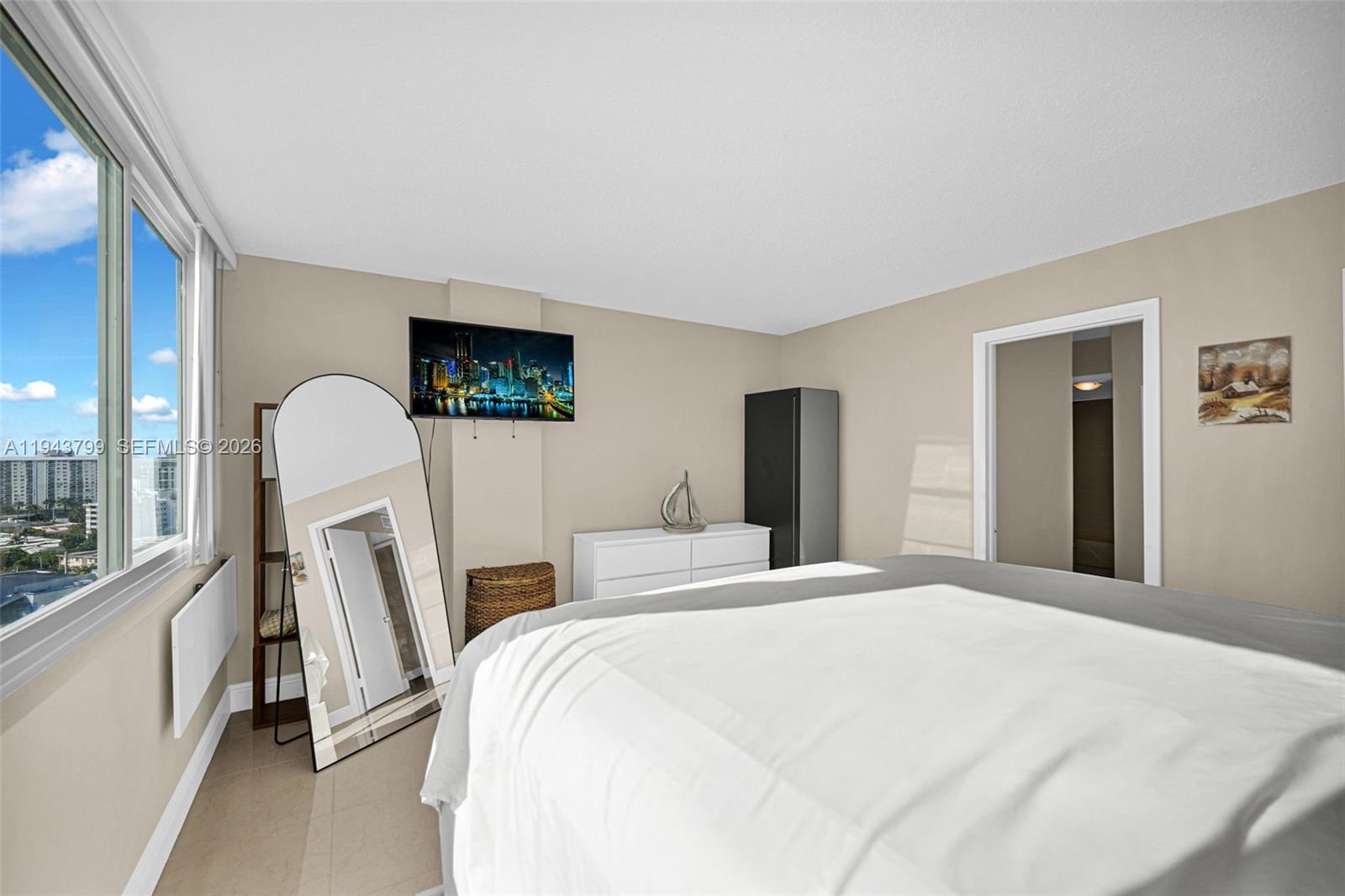 BURLEIGH HOUSE CONDO - Residential Lease