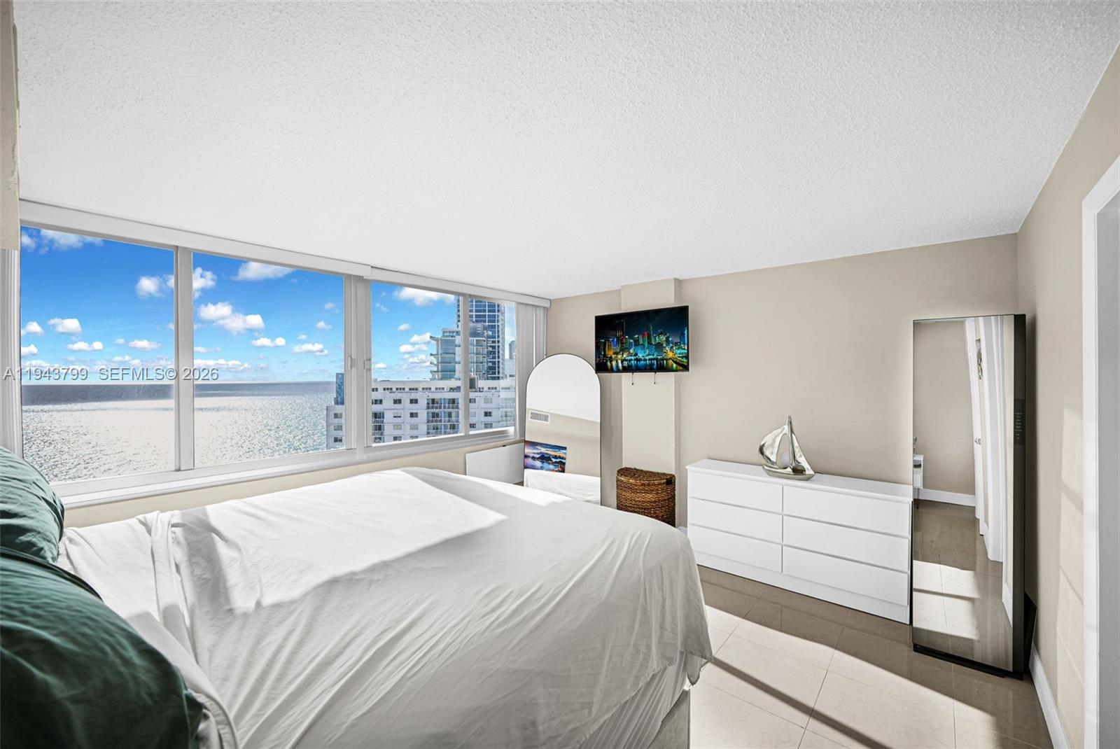 BURLEIGH HOUSE CONDO - Residential Lease