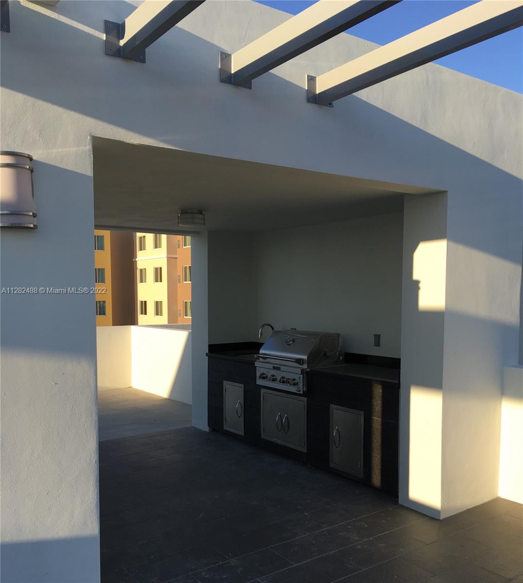 CONTEMPO TOWNHOMES - Residential Lease