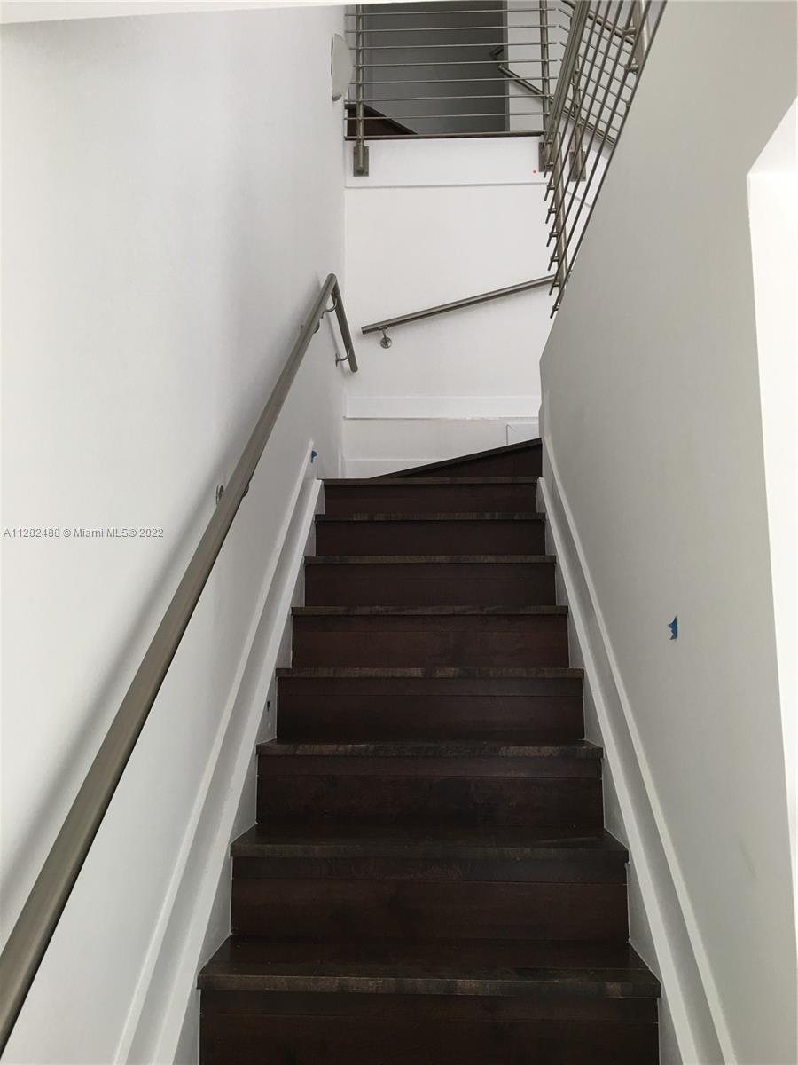 CONTEMPO TOWNHOMES - Residential Lease