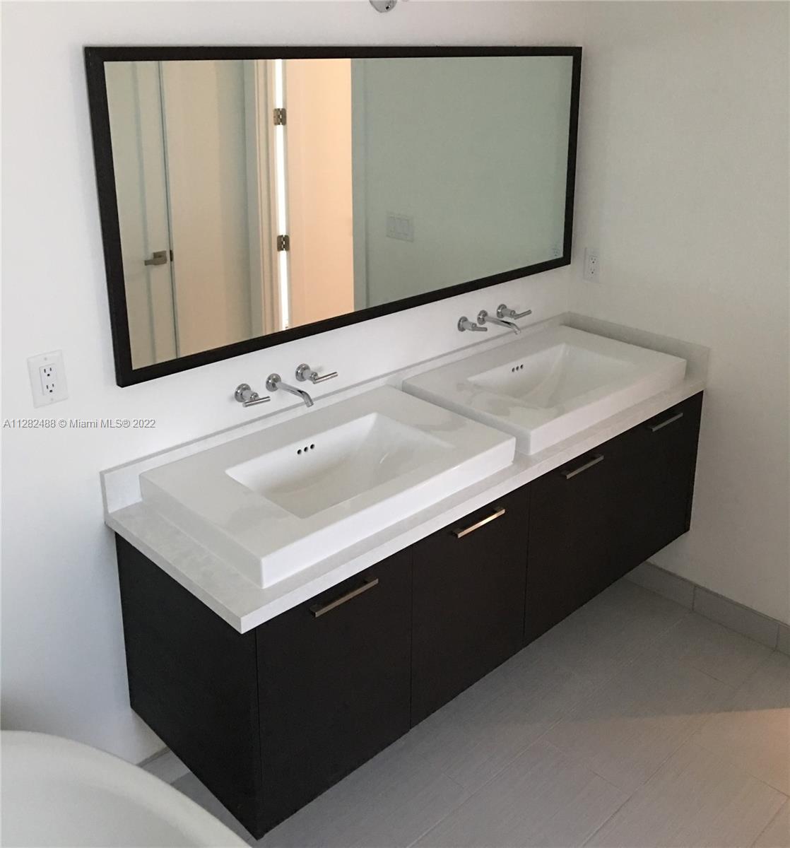 CONTEMPO TOWNHOMES - Residential Lease