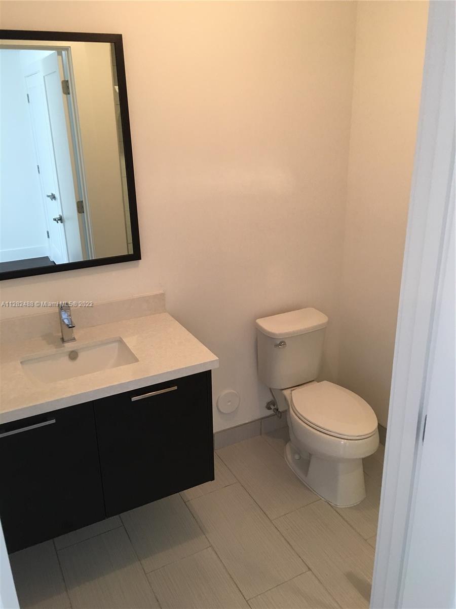 CONTEMPO TOWNHOMES - Residential Lease