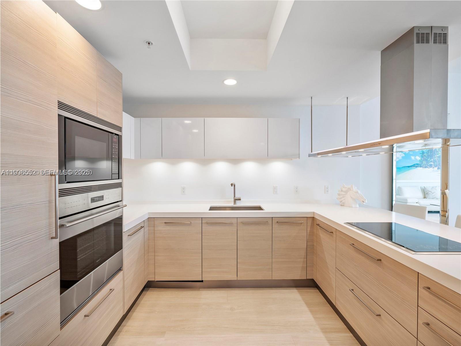 MARINA PALMS RESIDENCES N - Residential