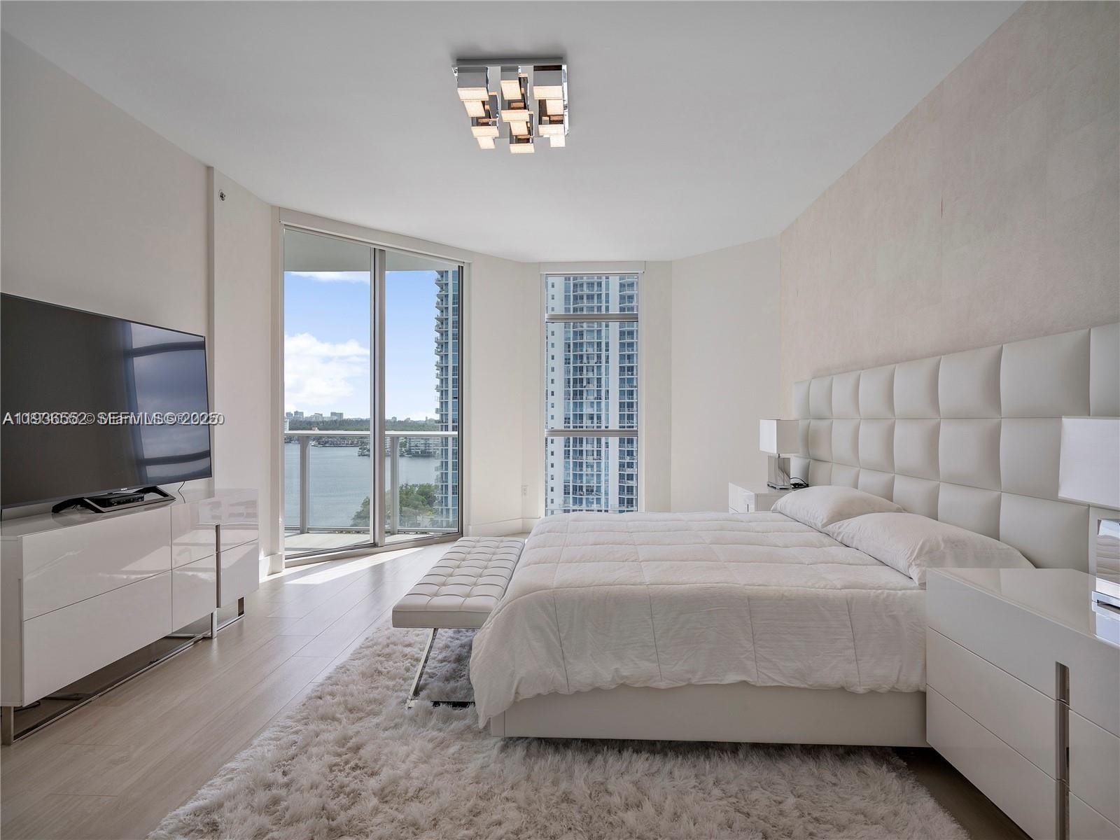 MARINA PALMS RESIDENCES N - Residential