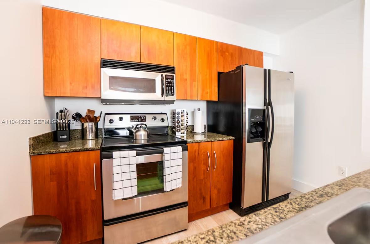 THE CLUB AT BRICKELL BAY - Residential