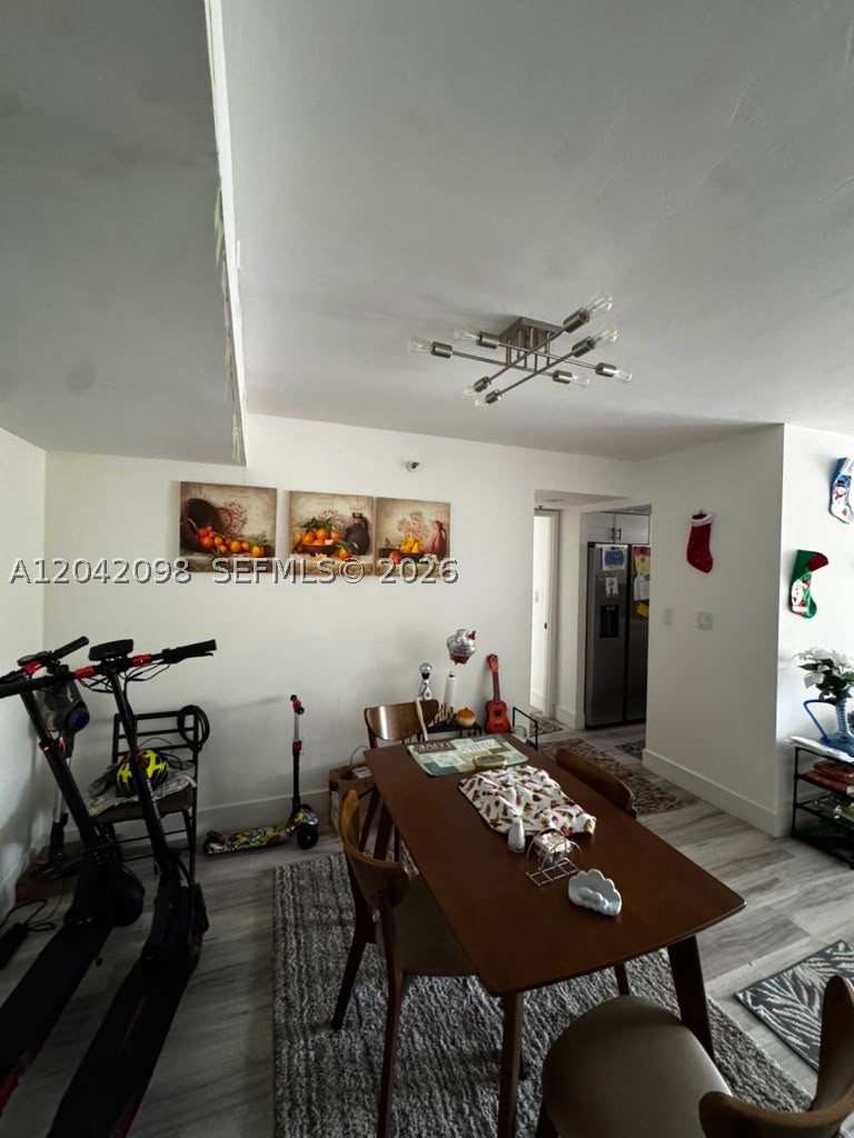 WINSTON TOWERS 600 CONDO - Residential