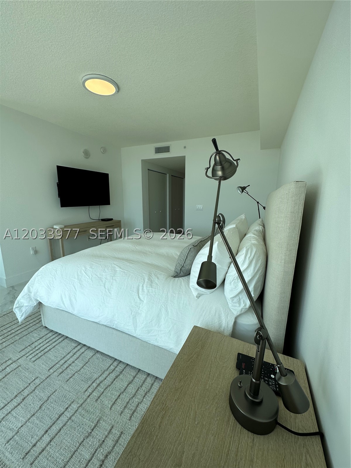 PARQUE TOWERS CONDO - Residential