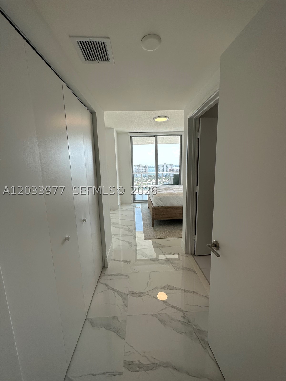 PARQUE TOWERS CONDO - Residential