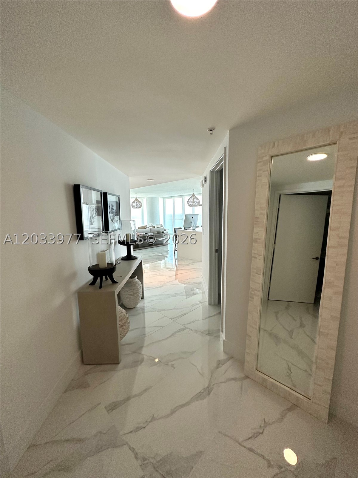 PARQUE TOWERS CONDO - Residential