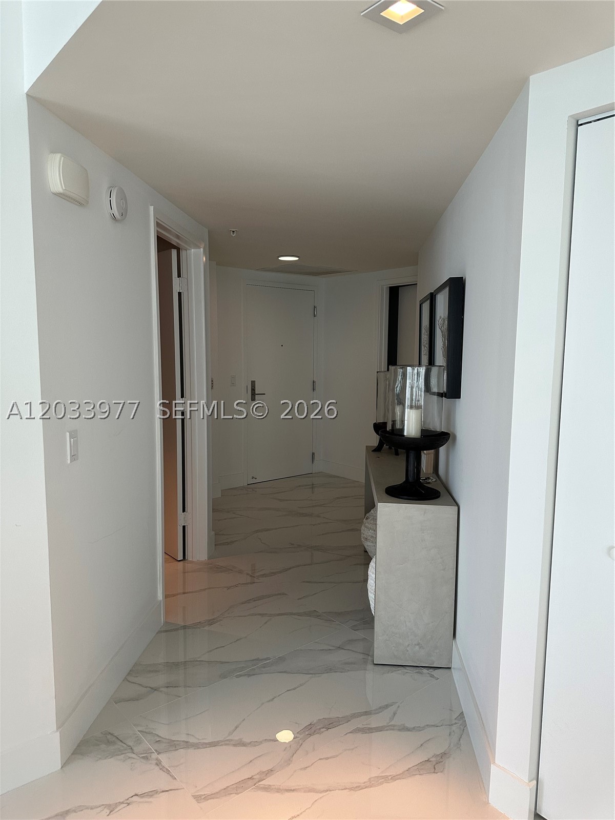 PARQUE TOWERS CONDO - Residential